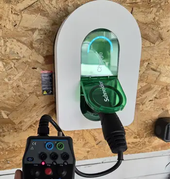 Installation borne SCHNEIDER ELECTRIQUE 11kw à Nantes